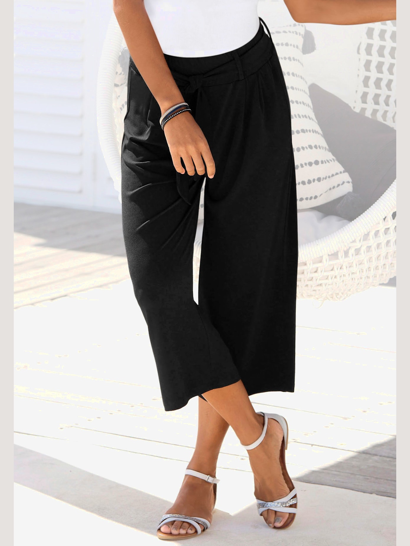 Jupe-culotte légère rayée ou noire
