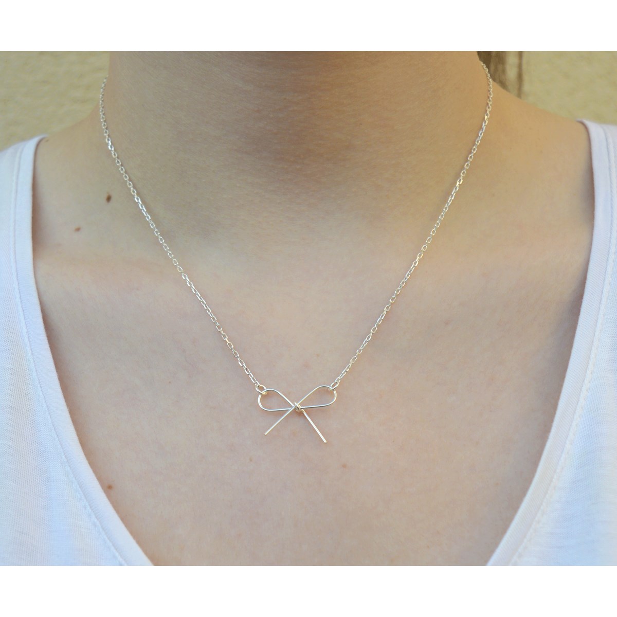 Collier délicat pendantif Grand noeud argent 925