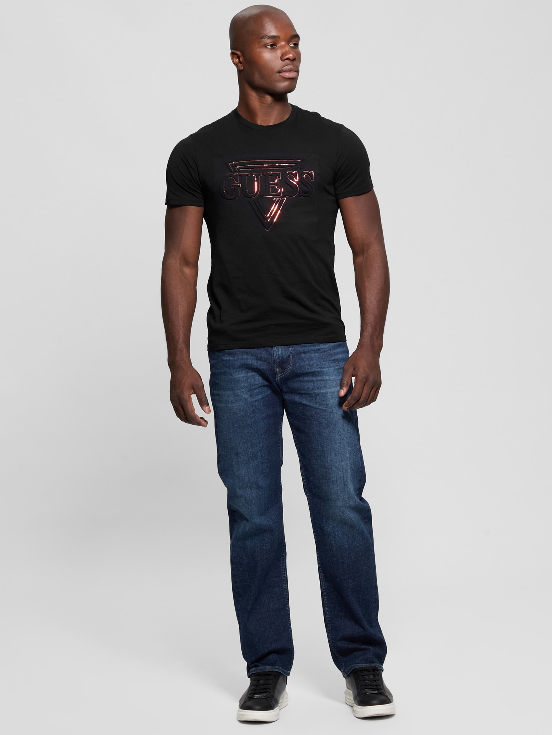 Camiseta Eco com Ícone em Relevo