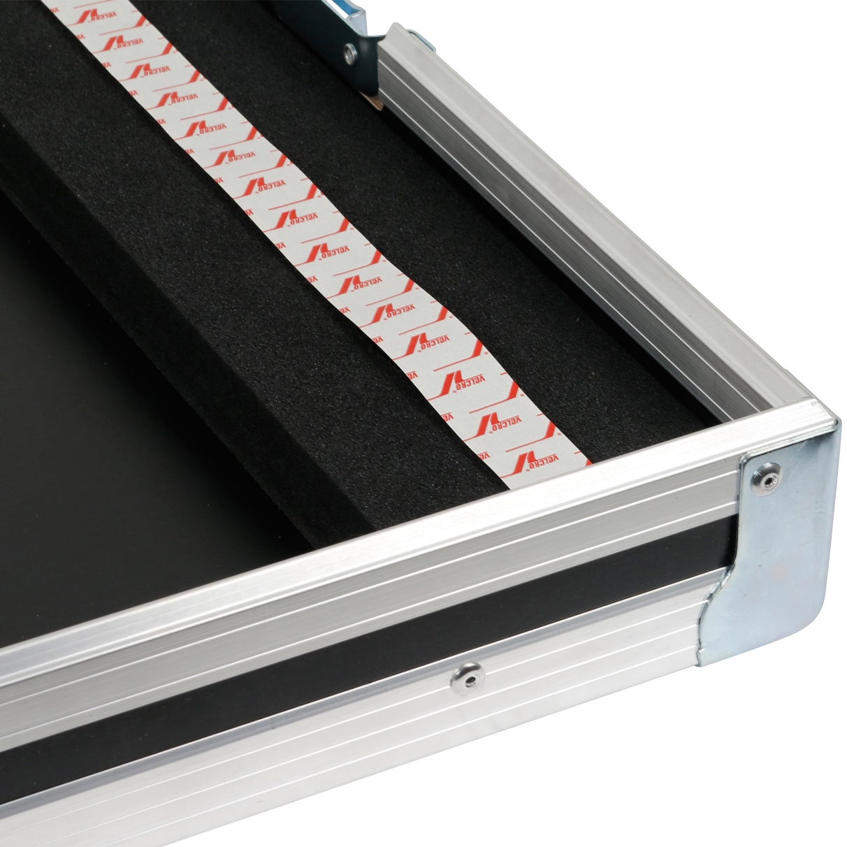 Innox FC-MIX-L mixer flightcase met schuim - large