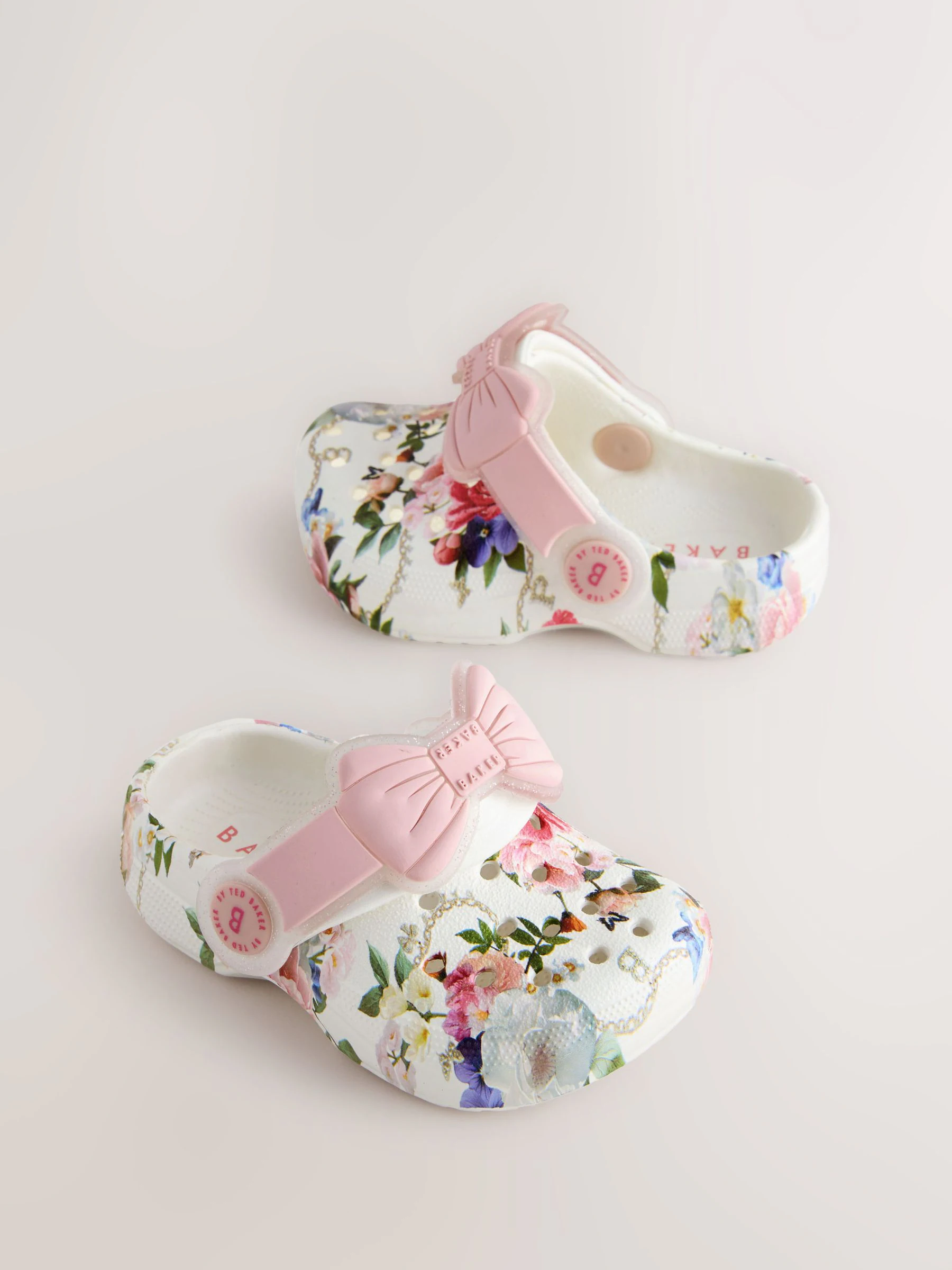 Bloemenmotief - Baker by Ted Baker Baby Girls Clog Sandals With Bow