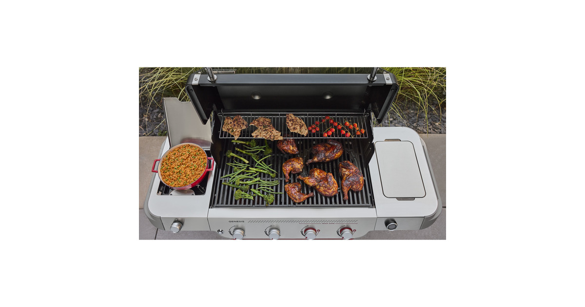 WeberGenesis E-435W gasbarbecue  (Zwart/metaal)