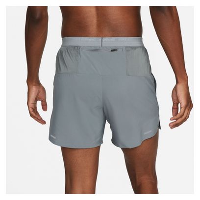 Short Nike Dri-Fit Stride Gris