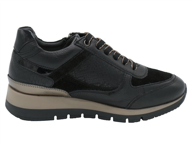 Helioform Sneaker