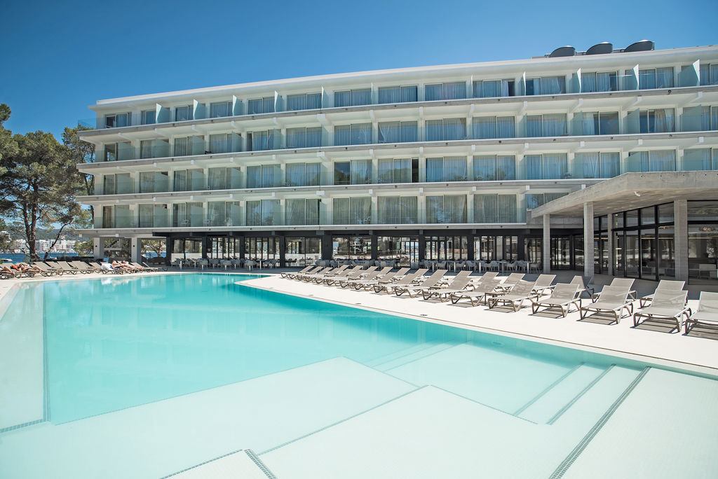 Els Pins Resort & Spa Logies - Hotel
