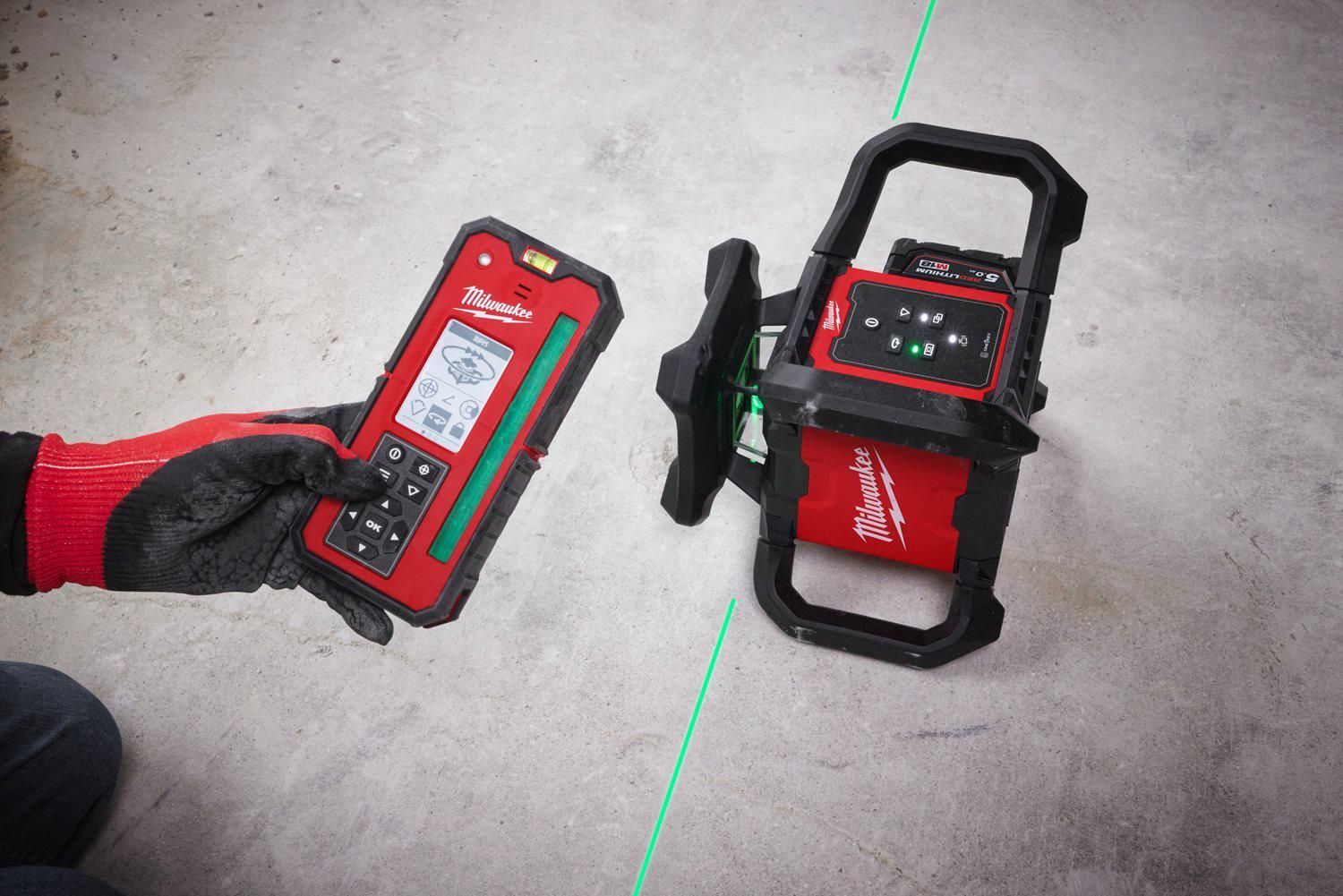 Milwaukee M18 RLOHVG300-501C ONE-KEY™ Accu rotatielaser Groen   Laserontvanger RD300G - 4933493194