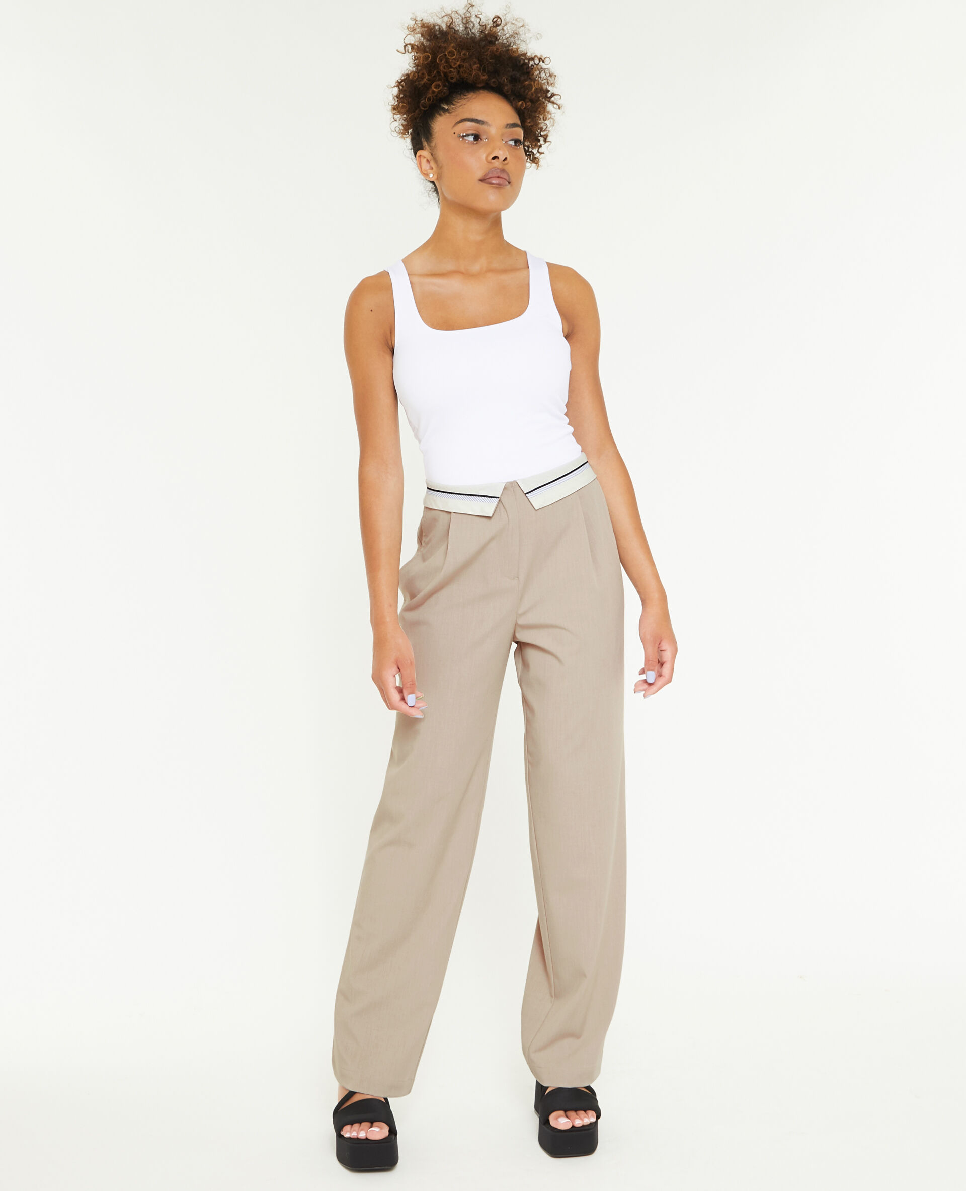 Pantalon droit avec ceinture fantaisie - Gris clair