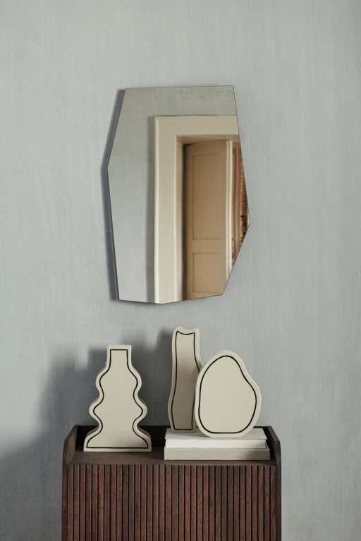 Ferm Living Shard spiegel 50x76 black