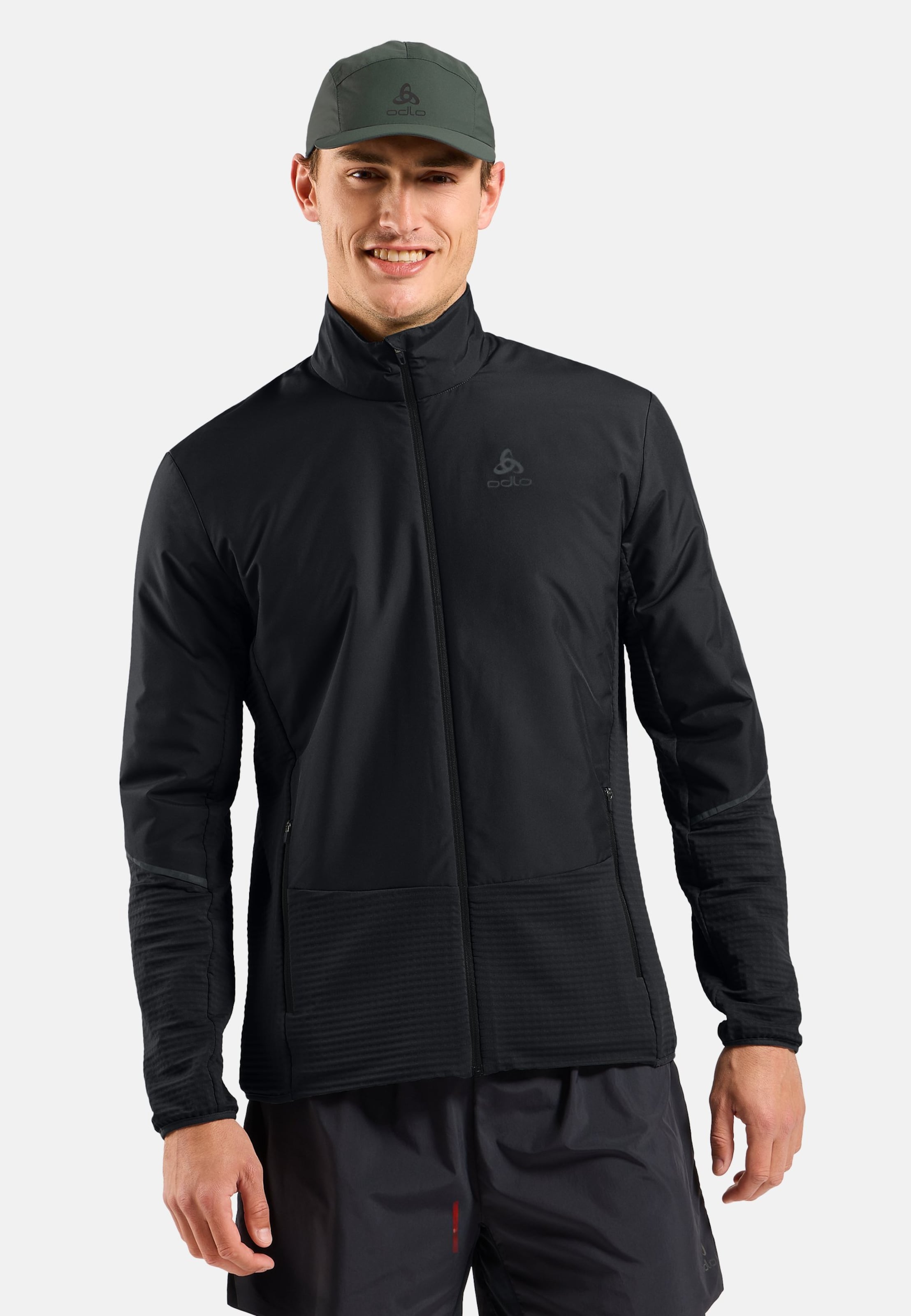 Essentials Insulator Hybrid-Laufjacke in black