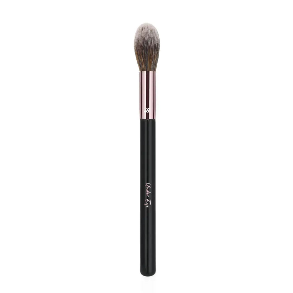 UP08 Under Eye Brush