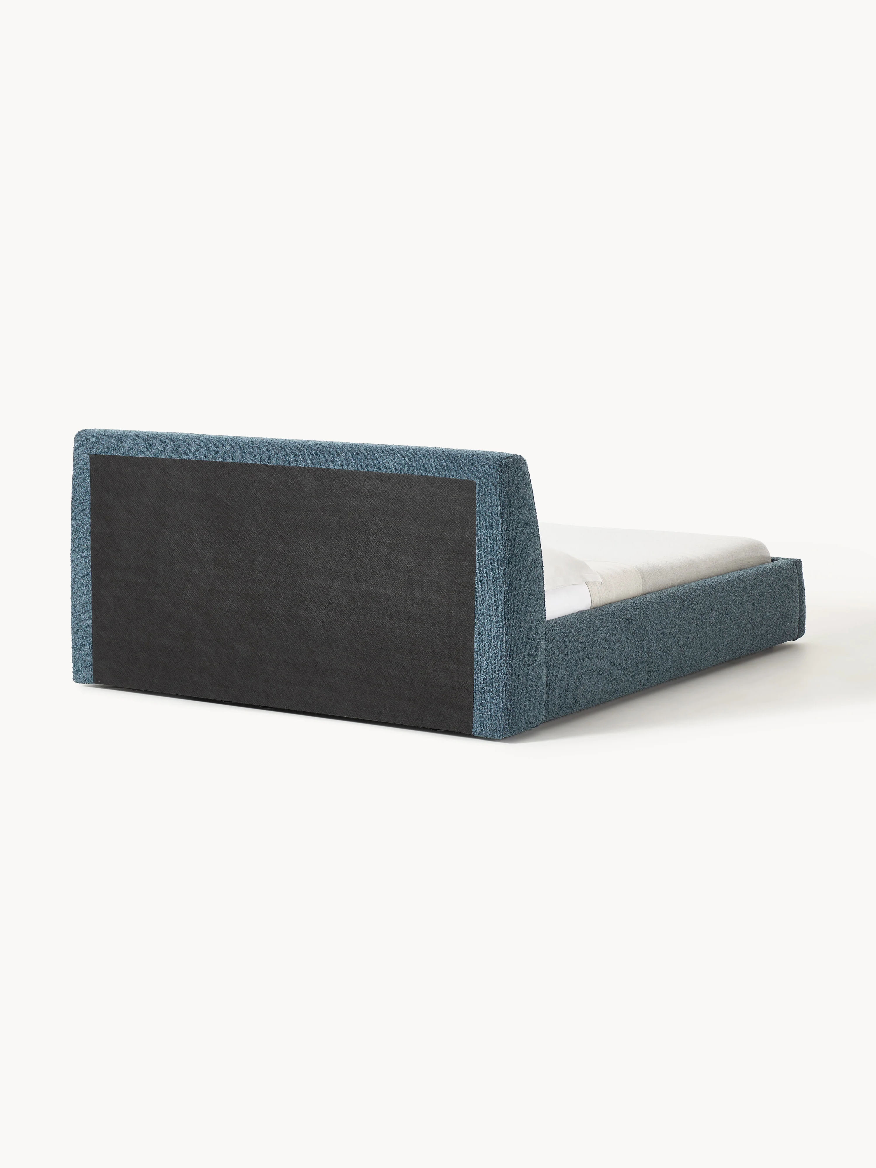 Bouclé gestoffeerd bed Cloud met opbergruimte