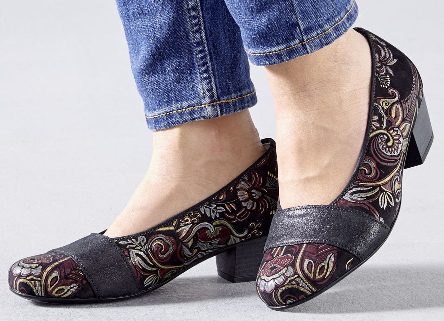 Waldläufer Pumps mit Rundum-Gummizug