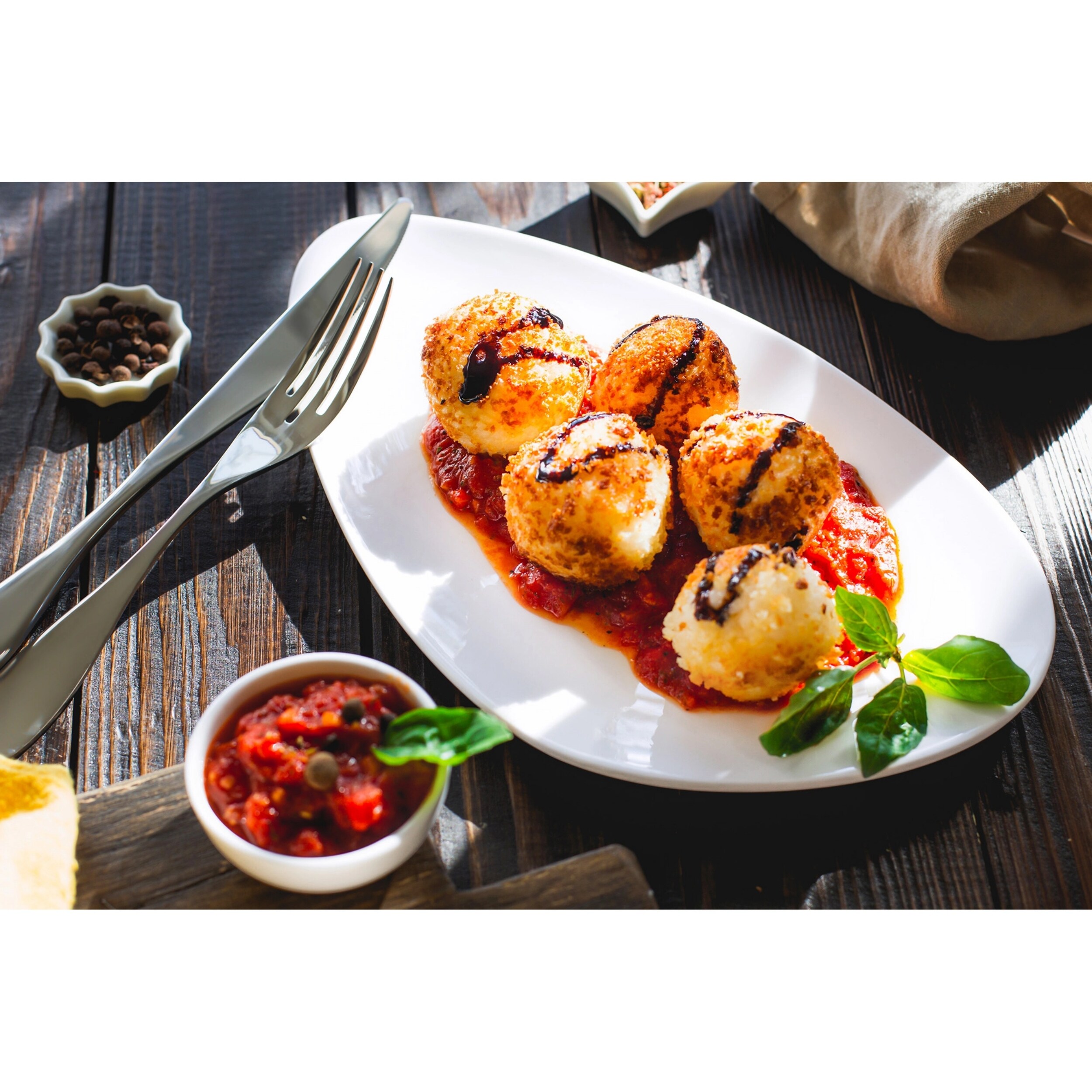 Dreieckige Schale 29 cm - 6er Set, ideal für Salate, Hauptgerichte und Desserts