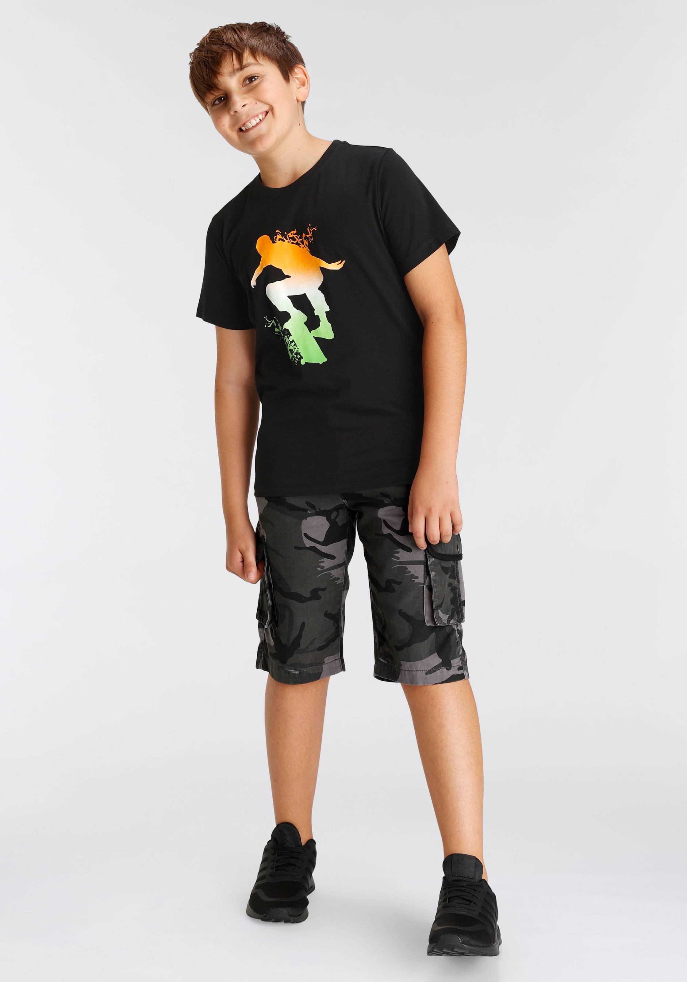 KIDSWORLD T-Shirt »Skating - Druck«, Kurzarm,  Basic-Passform,  bedruckt,  Rundhalsausschnitt