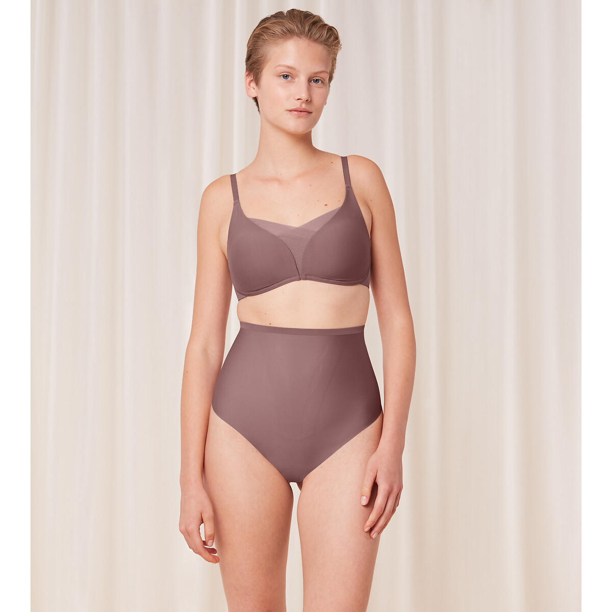 TRIUMPH<br>Sutiã sem aro Shape Smart