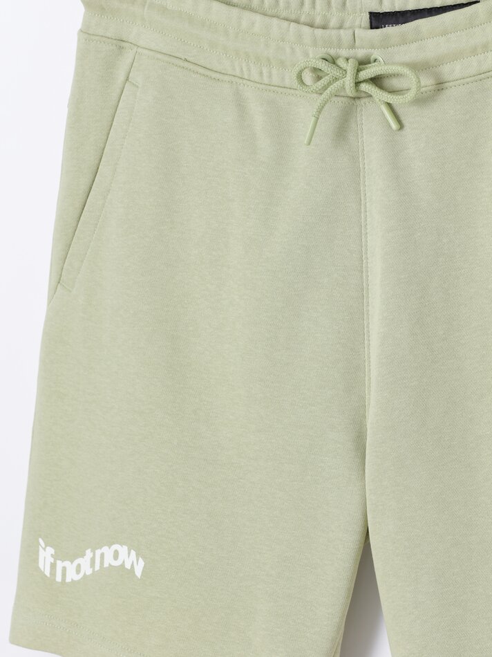Bermuda de pelúcia estampada - Verde claro