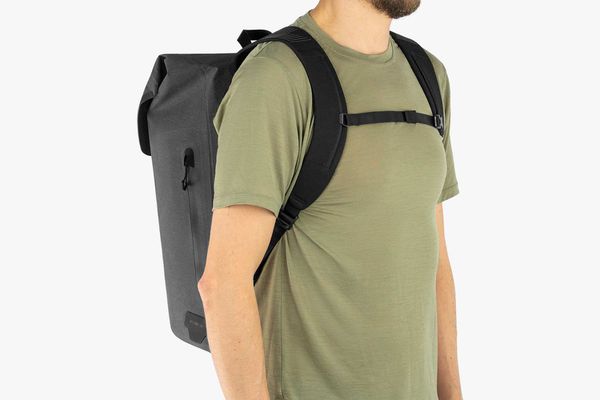 CITY BACKPACK Rucksack (20L)  grey  20 L