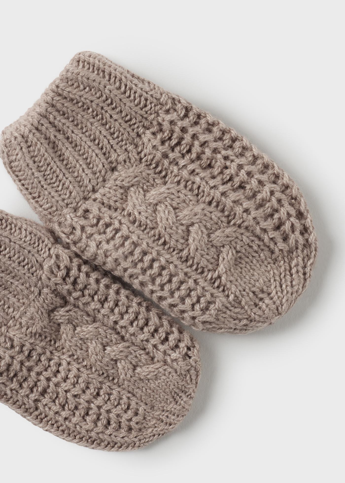 Conjunto de gorro e luvas para recém-nascido