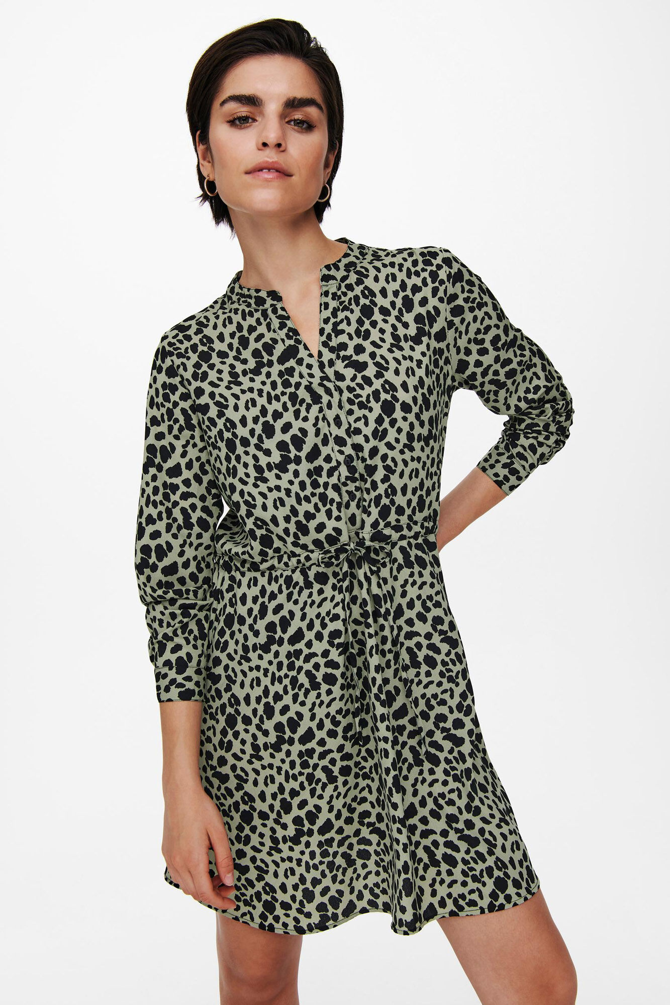 Vestido curto estilo túnica