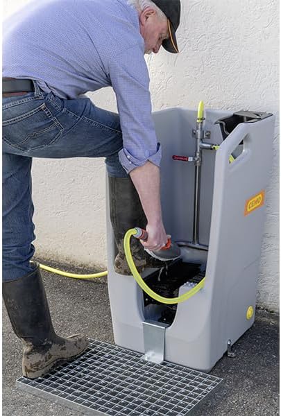 Stiefelreiniger Premium aus hochwertigem PE mit integrierter Sammelwanne