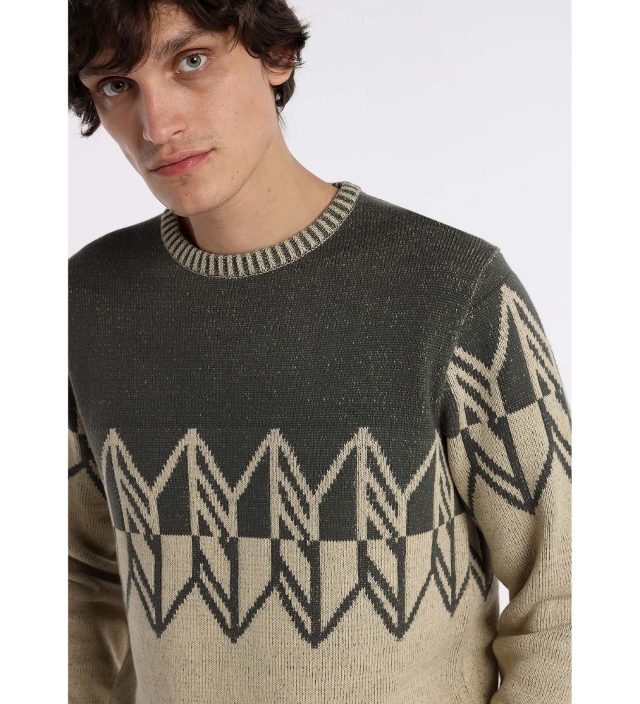 Victorio & Lucchino, Camisa V&L com gola redonda