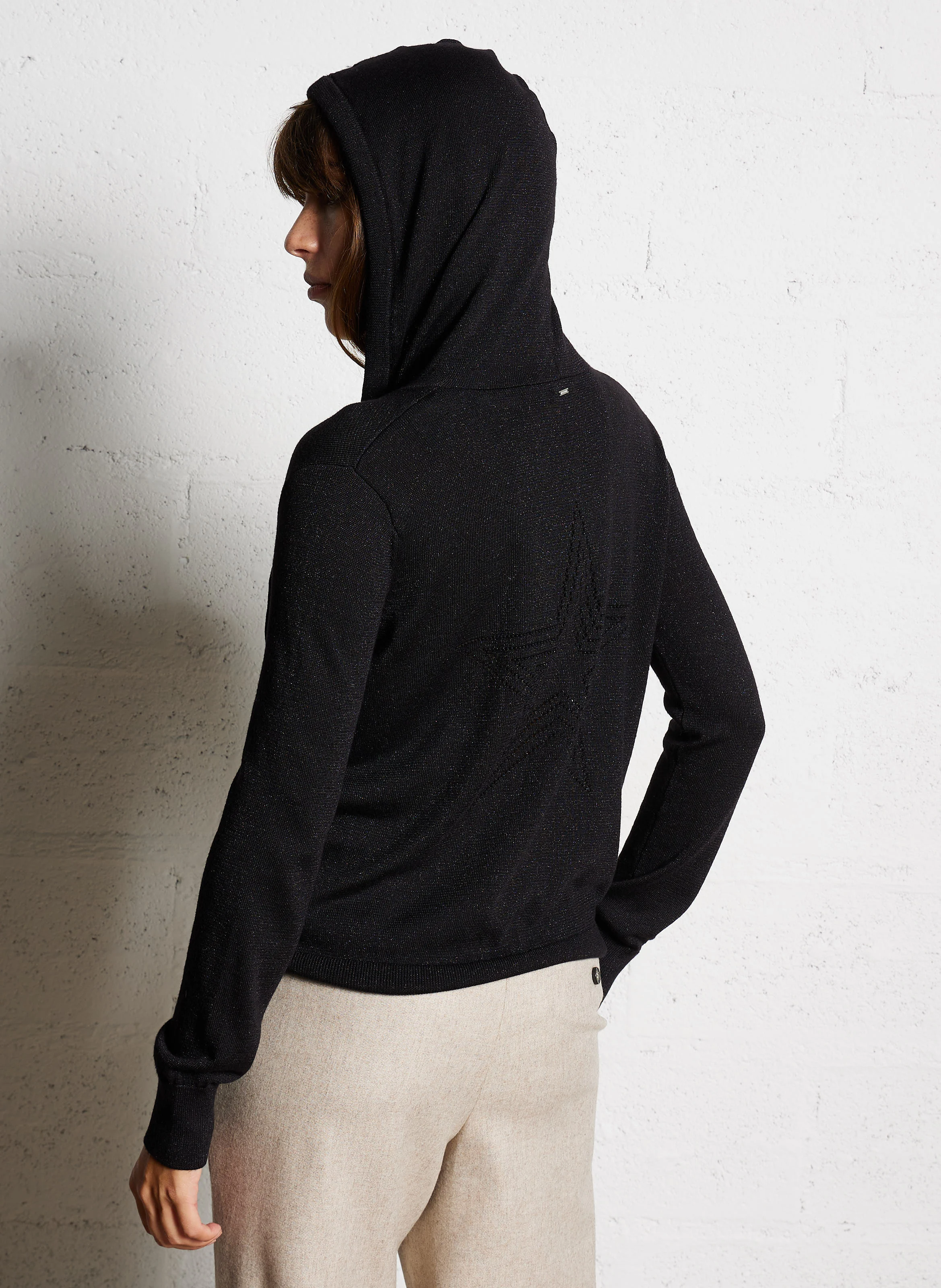 Gilet droit avec capuche | Noir