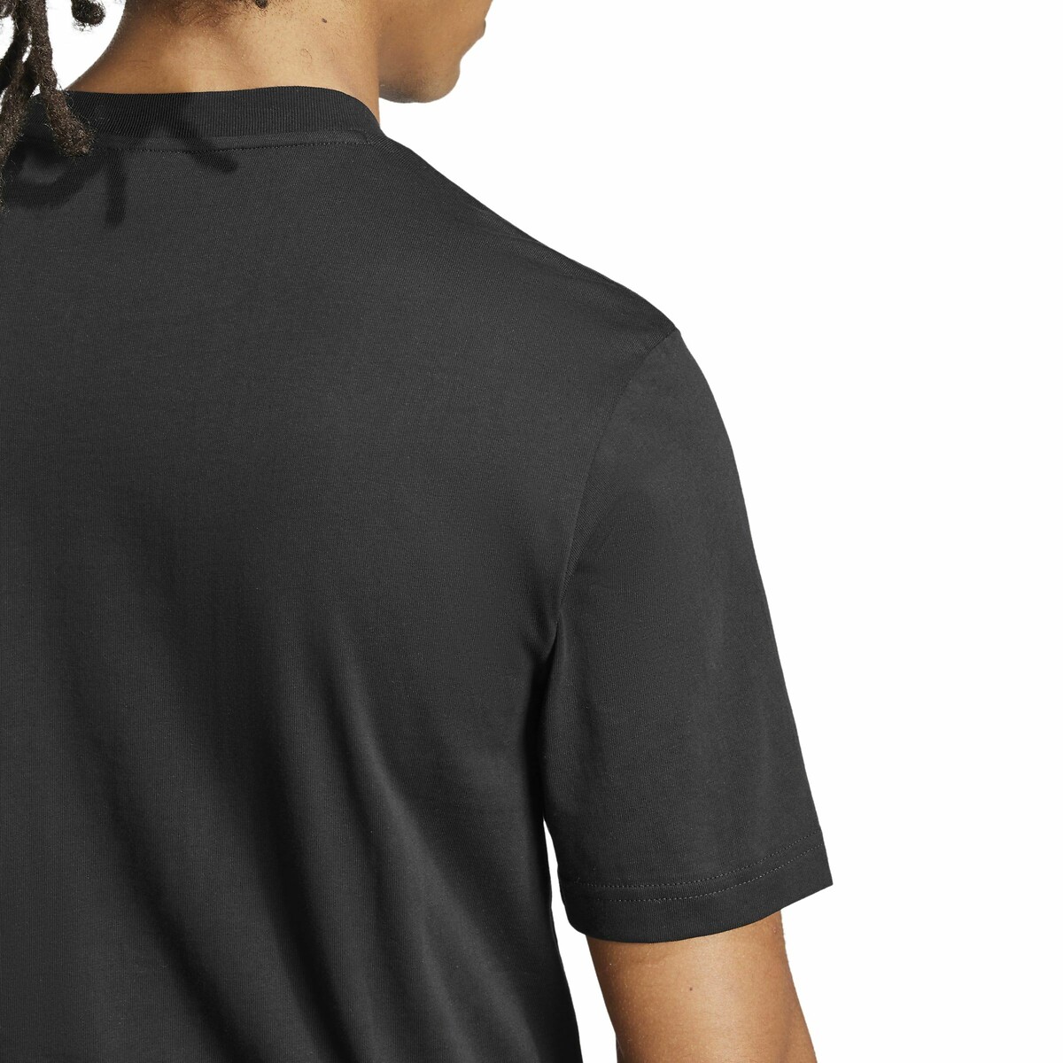 ADIDAS ROUPAS ESPORTIVAS<br>Camiseta de manga curta Essentiel com logo pequeno