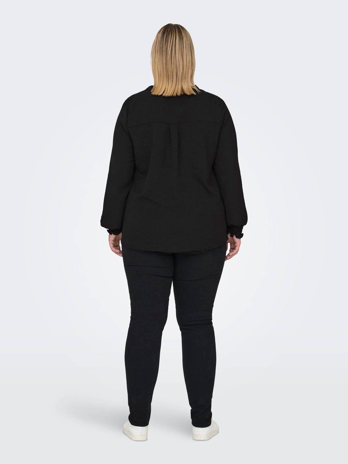 CARMETTA Top Black