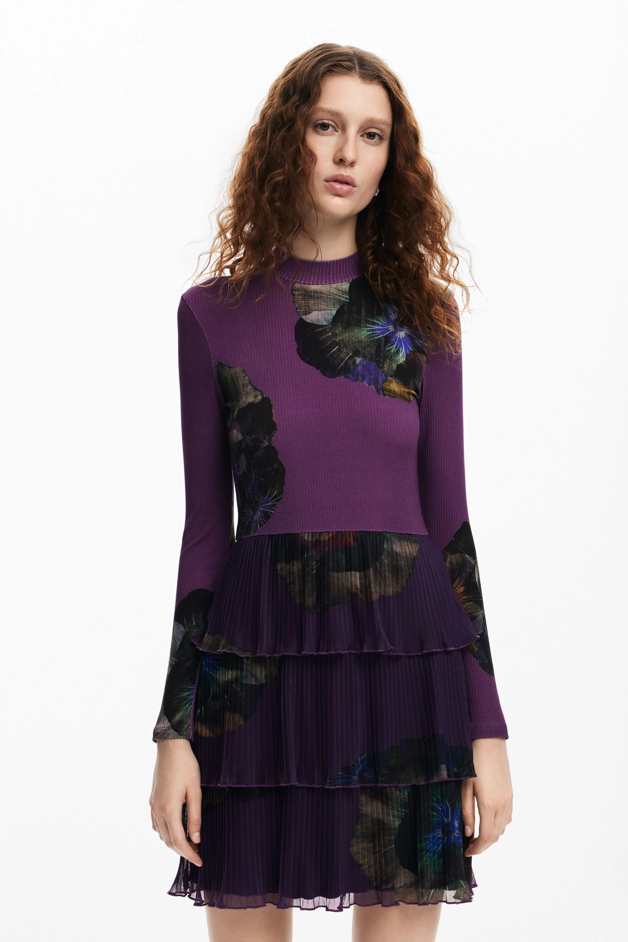 vestido floral com babados