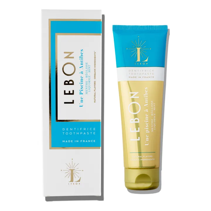 Lebon Dentifrice Une Piscine à Antibes
