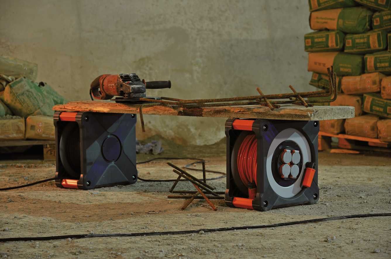 professionalLINE Cube kabelhaspel 50m  IP44 H07RN-F 3G1,5