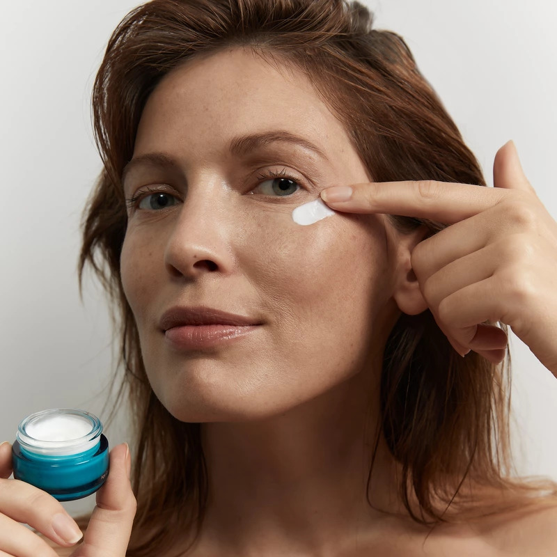 Dr. Irena Eris InVitive Age Correcting Moisture Eye Cream SPF 20 - 15 ml