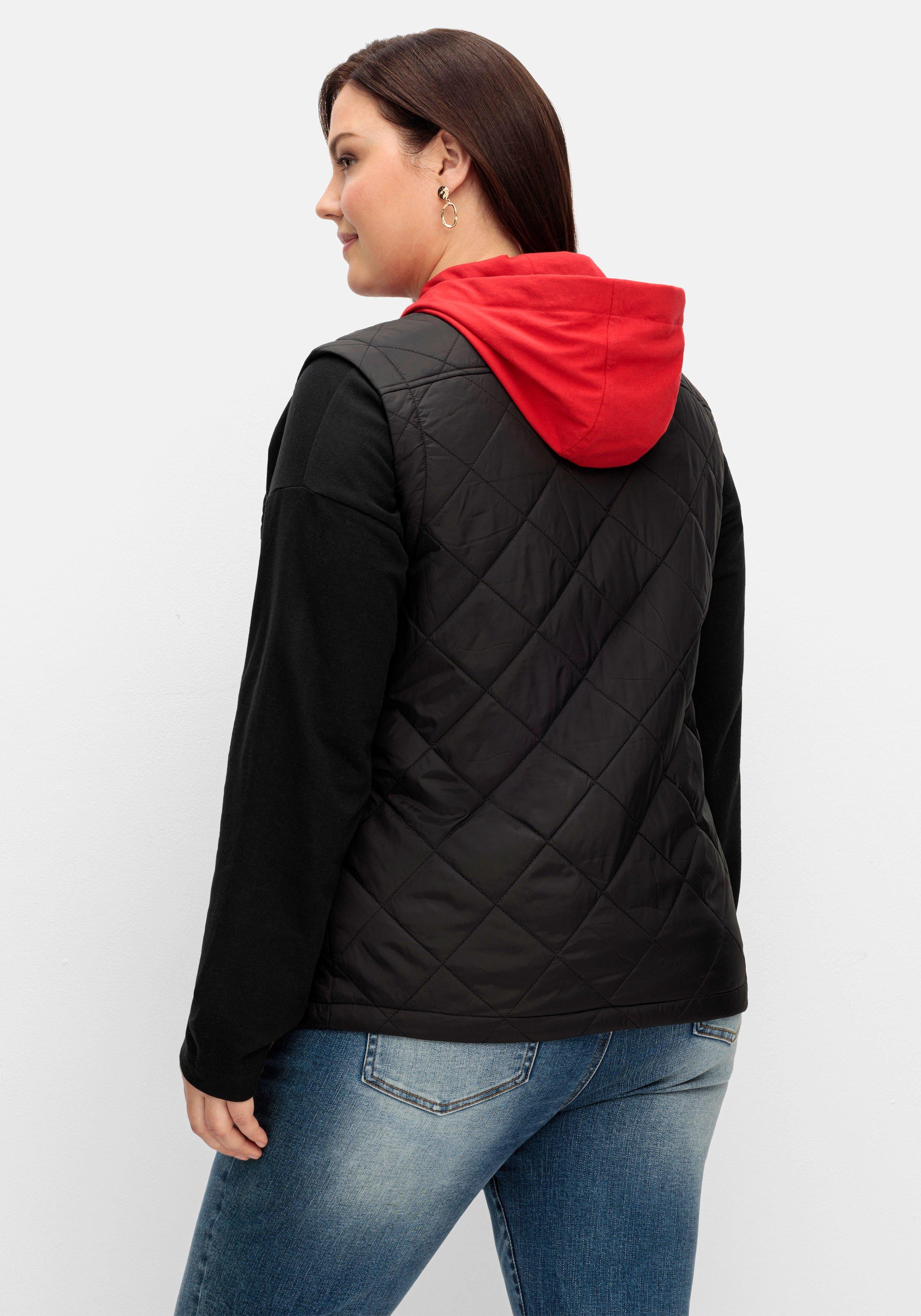 Taillierte Steppweste mit Sweat-Kapuze