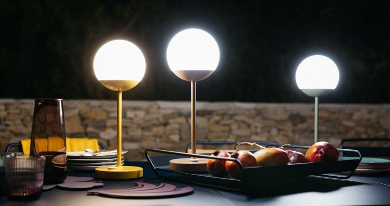 Fermob MOOON! tafellamp H41 LED oplaadbaar Antraciet
