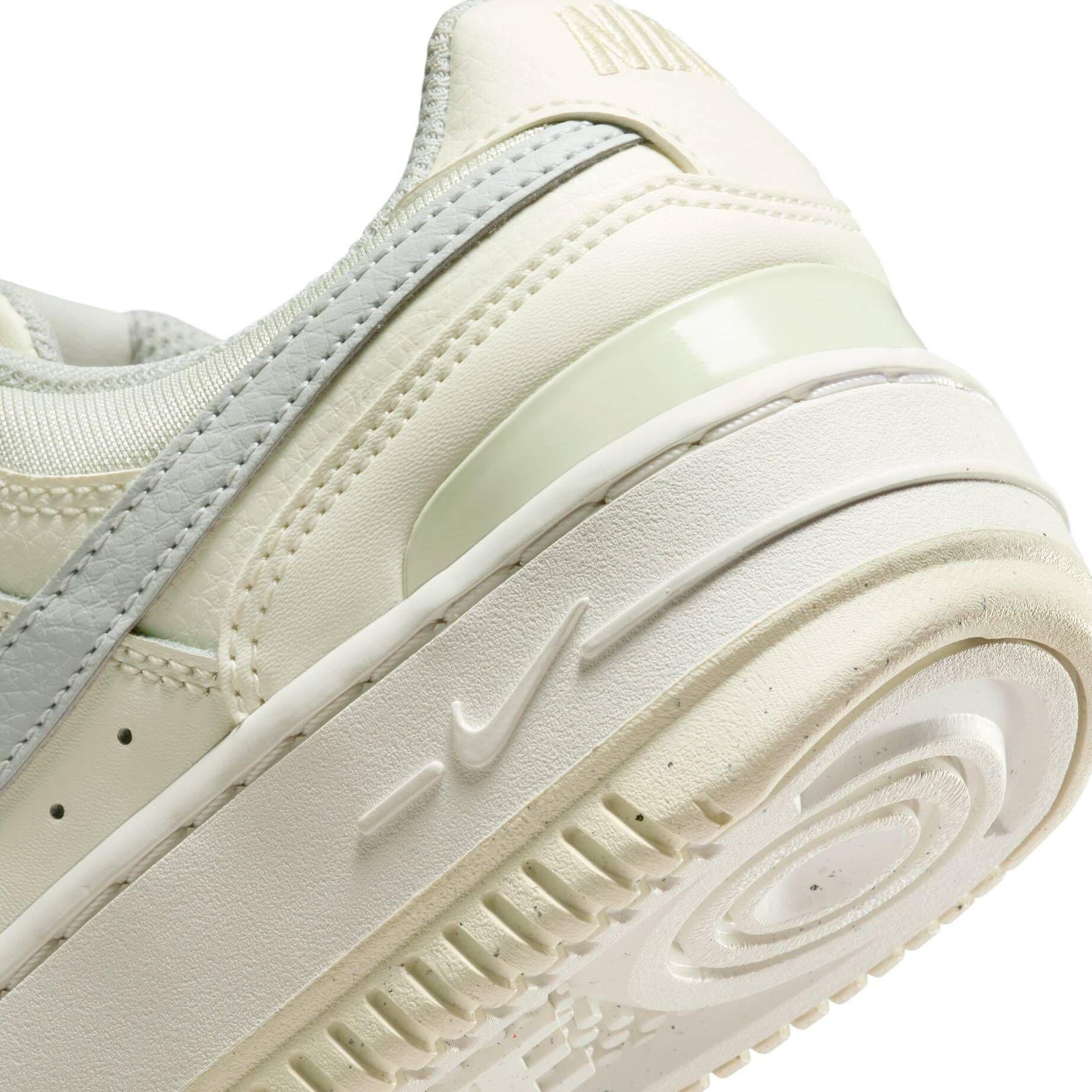 Nike| Damen Sneaker GAMMA FORCE