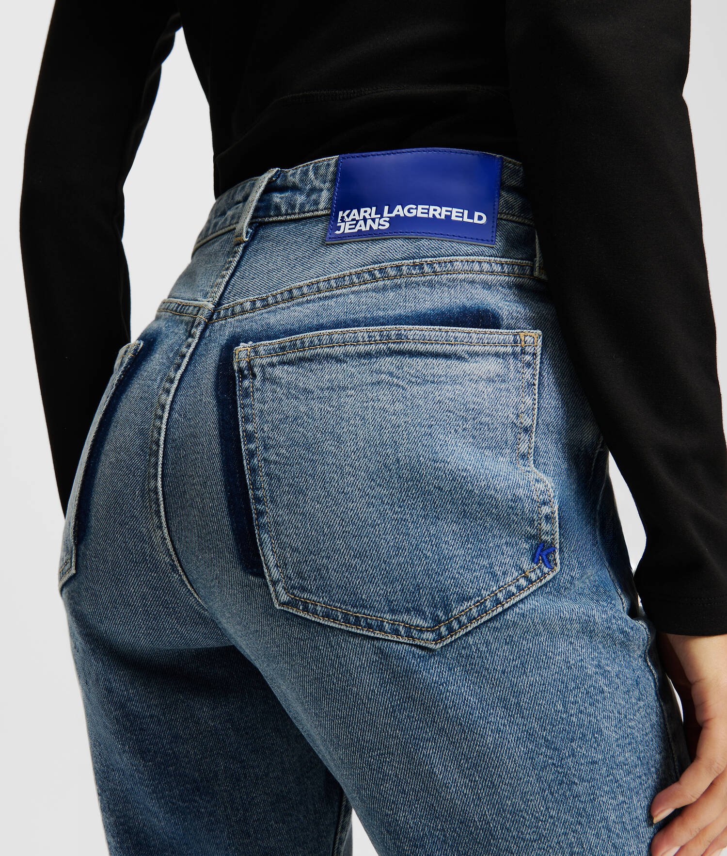 JEAN FUSELÉ TAILLE HAUTE KLJ