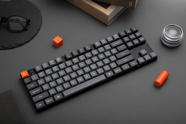 Keychron K1 Max gaming tastatur (Gateron, Low Profile, Røde Switches)