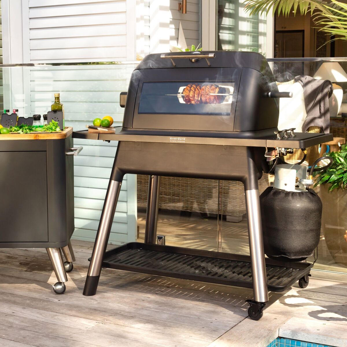 Furnace gassgrill + rottiseri, matt svart