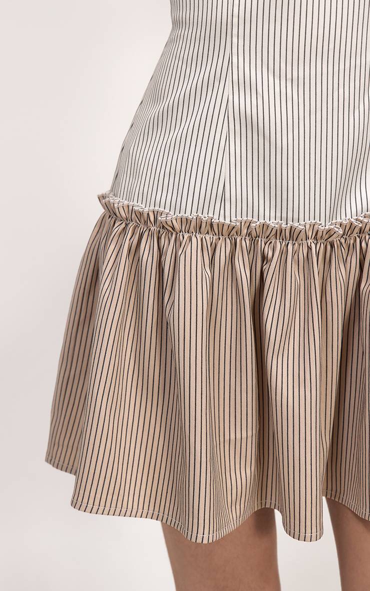 Crème Robe Droite À Col Bateau Et Rayures Contrastées