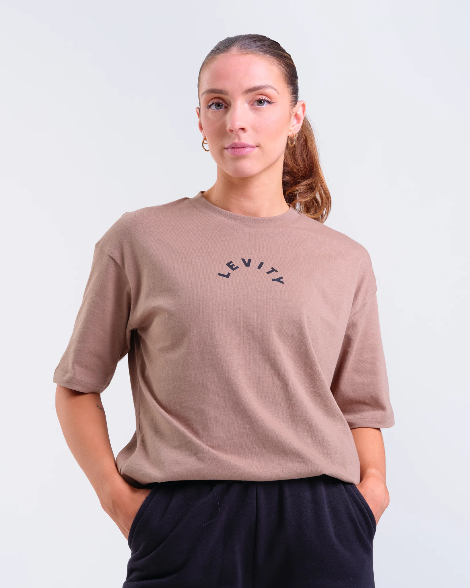 LEVITY Movement T-Shirt Beige