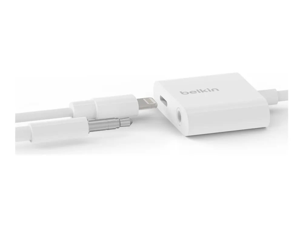 Belkin 3.5 mm Audio   Charge RockStar - Lightning til hovedtelefon-jackstik/opladningsadapter - Lightning (han) til 4-pæl ministik, Lightning (hun) - hvid - for Apple iPad/iPhone (Lightning)