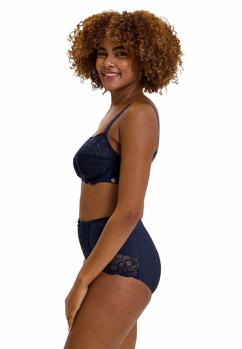 SANS COMPLEXE<br>Maxi slip Ariane