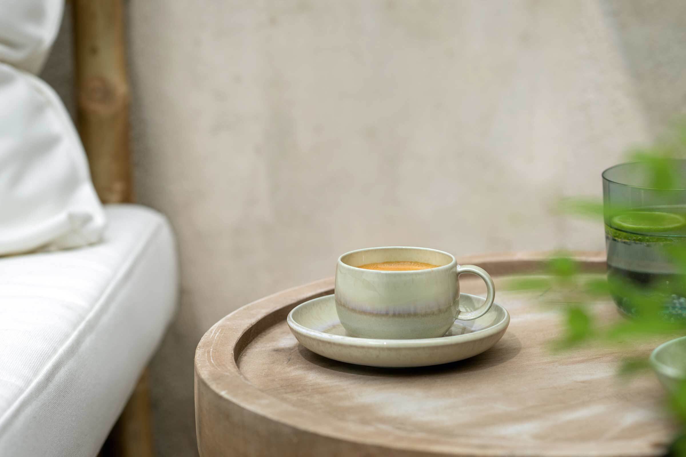 like. by Villeroy & Boch Espressotassen mit Untertassen Perlemor Alga 60 ml 6er Set