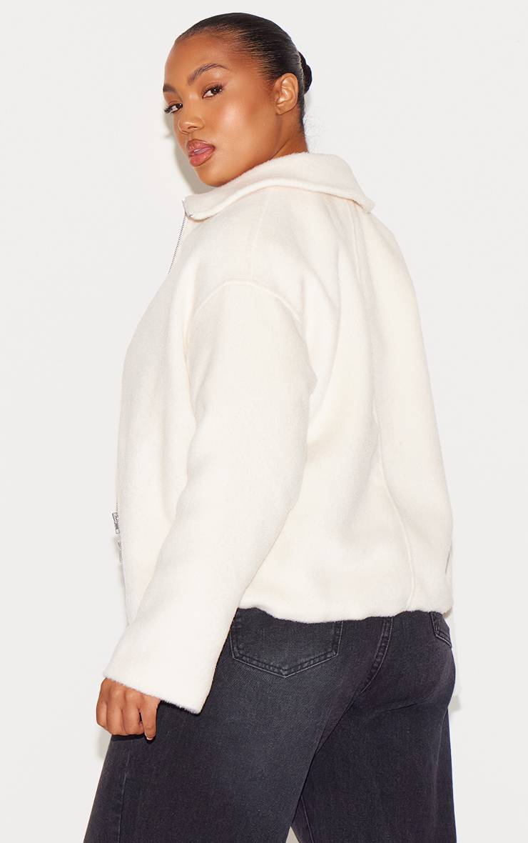 Crème Veste Grande Taille À Col Large Et Fermeture Zippée Effet Laine