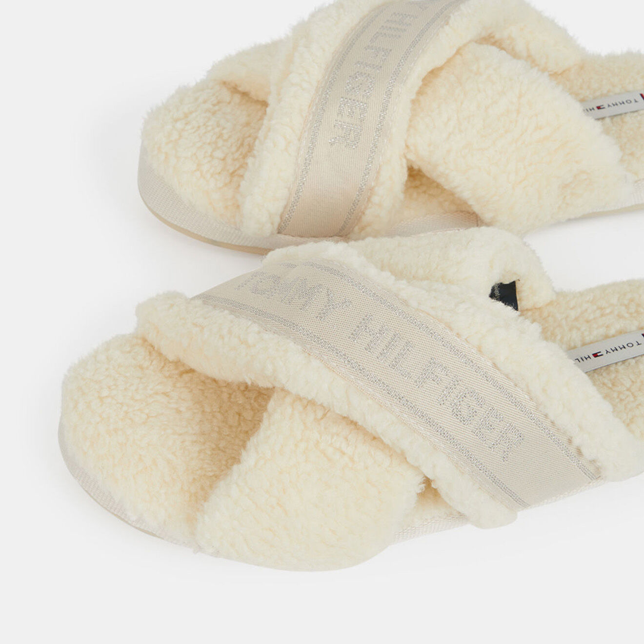 Tommy Hilfiger Chaussons en fausse fourrure Furry beiges