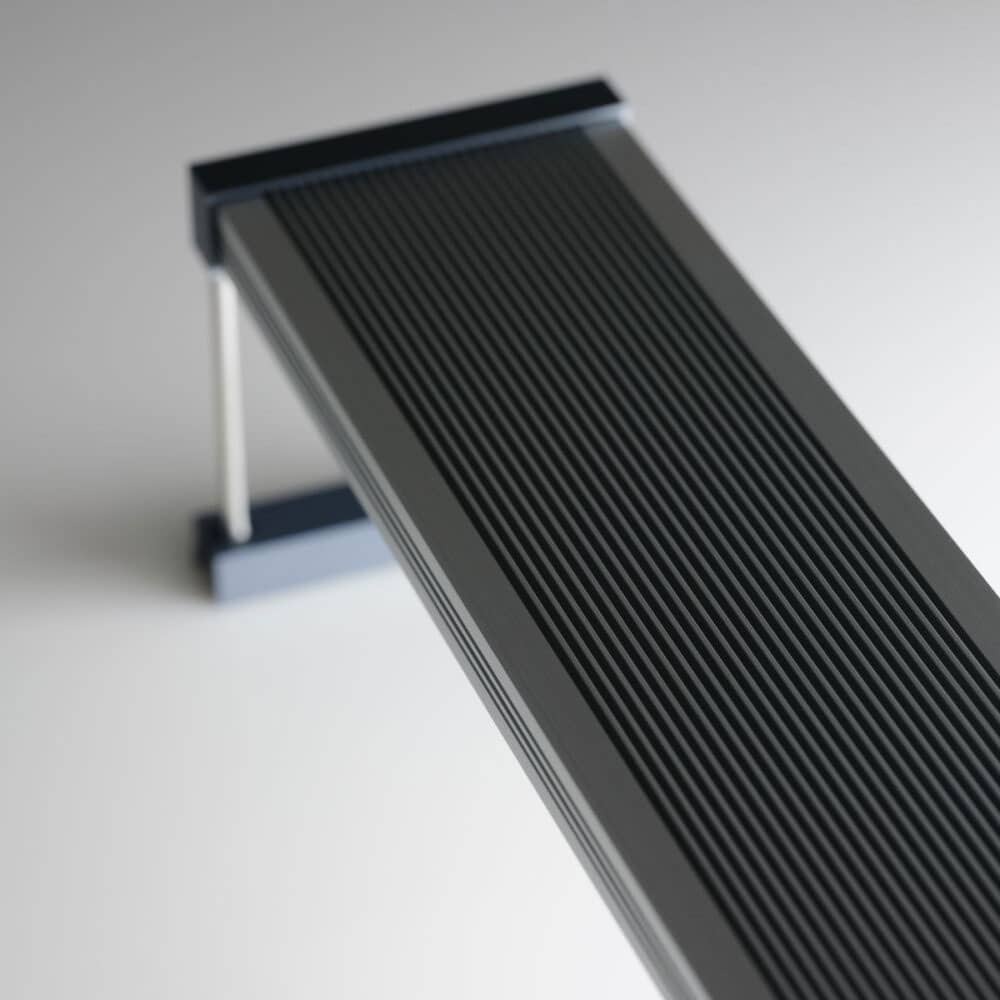 Light iv 600ea - 60 à 75 cm rampe ajustable led rgb