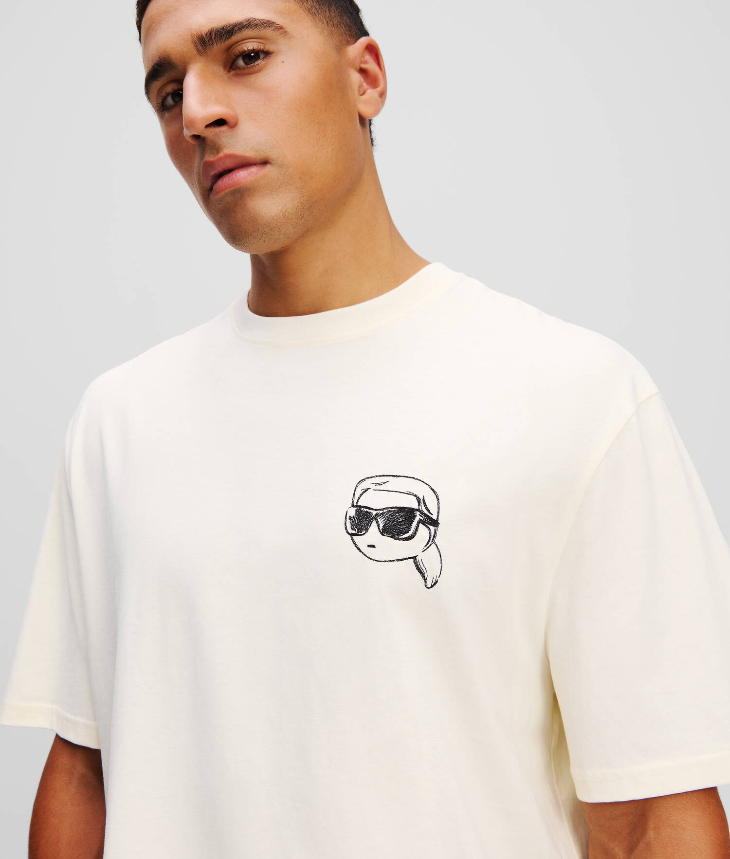 T-SHIRT IKON