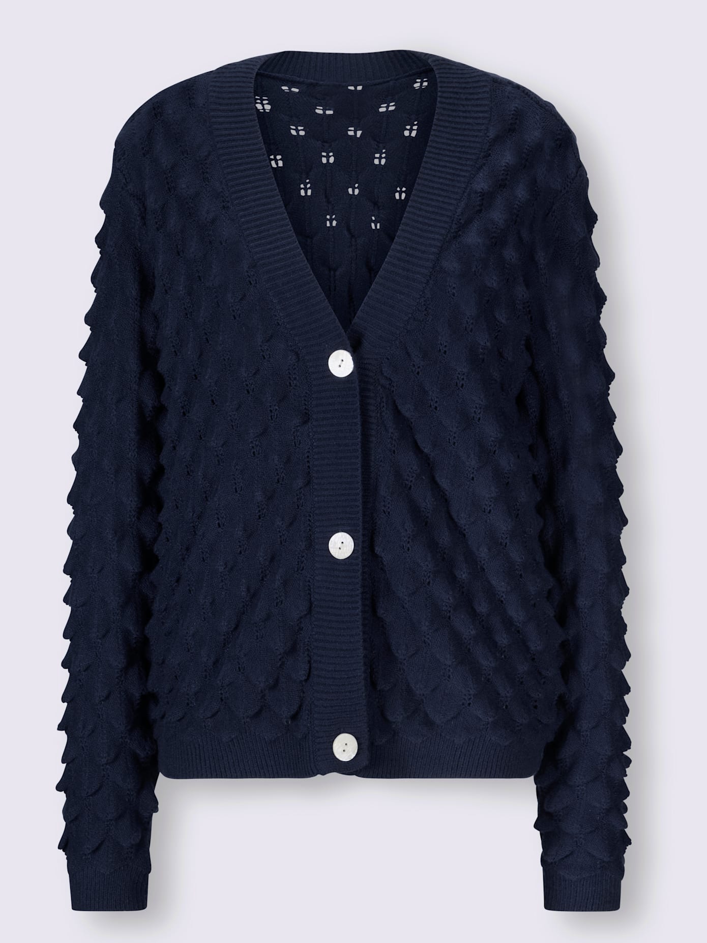 Veste en tricot superbe motif ajouré