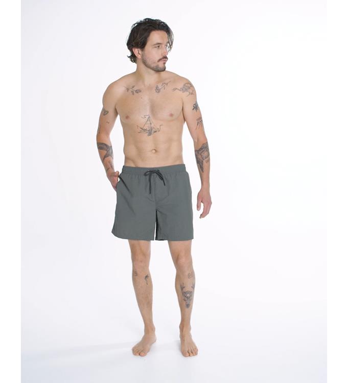 Protest Faster Beachshort