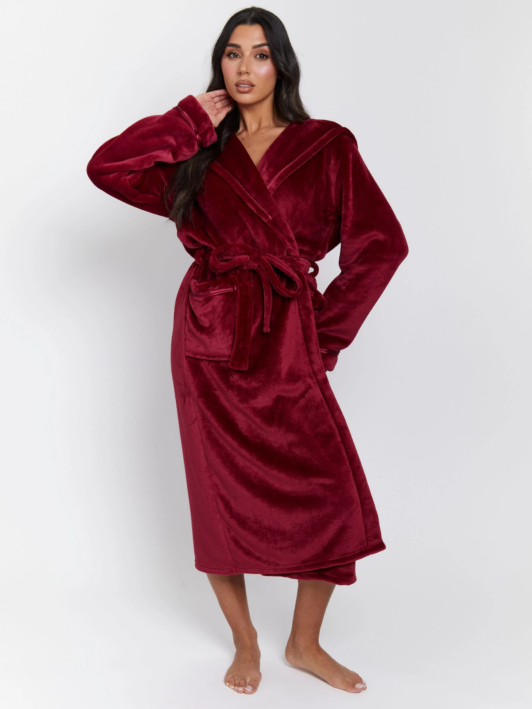 Rood - Loungeable Christmas Ribbon Trim Luxury Fleece Hooded Maxi Robe